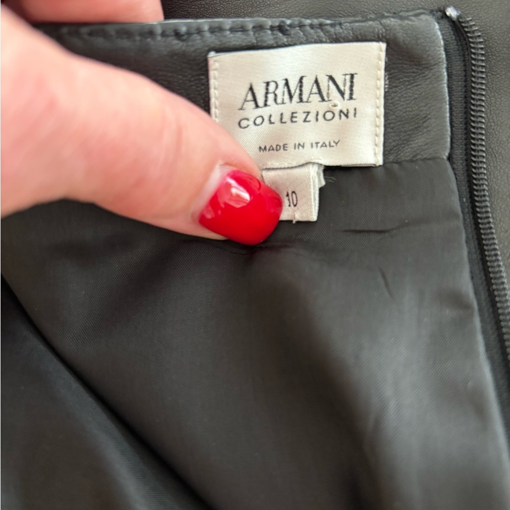 Elegant Armani Black Italian Genuine Leather Skirt Size 10 NWOT